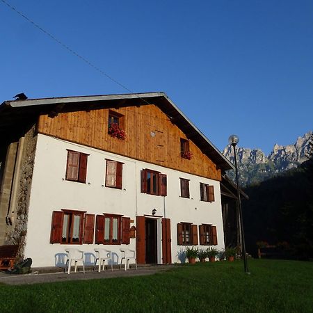 Sagron Mis B&B Dolomia المظهر الخارجي الصورة